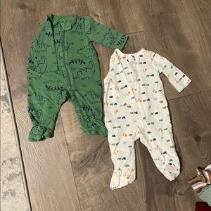 Zipper footie pajamas